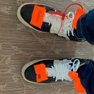 Off white Sneakers